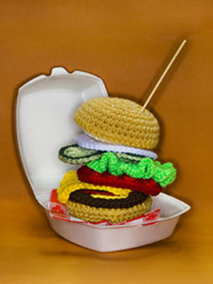 crocheted_burger_21